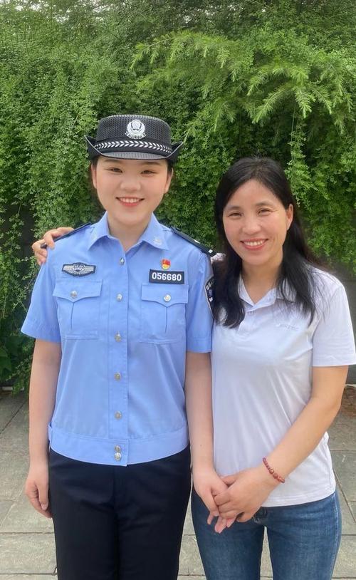 关于“女民警抗疫情”你不知道的事-第4张图片