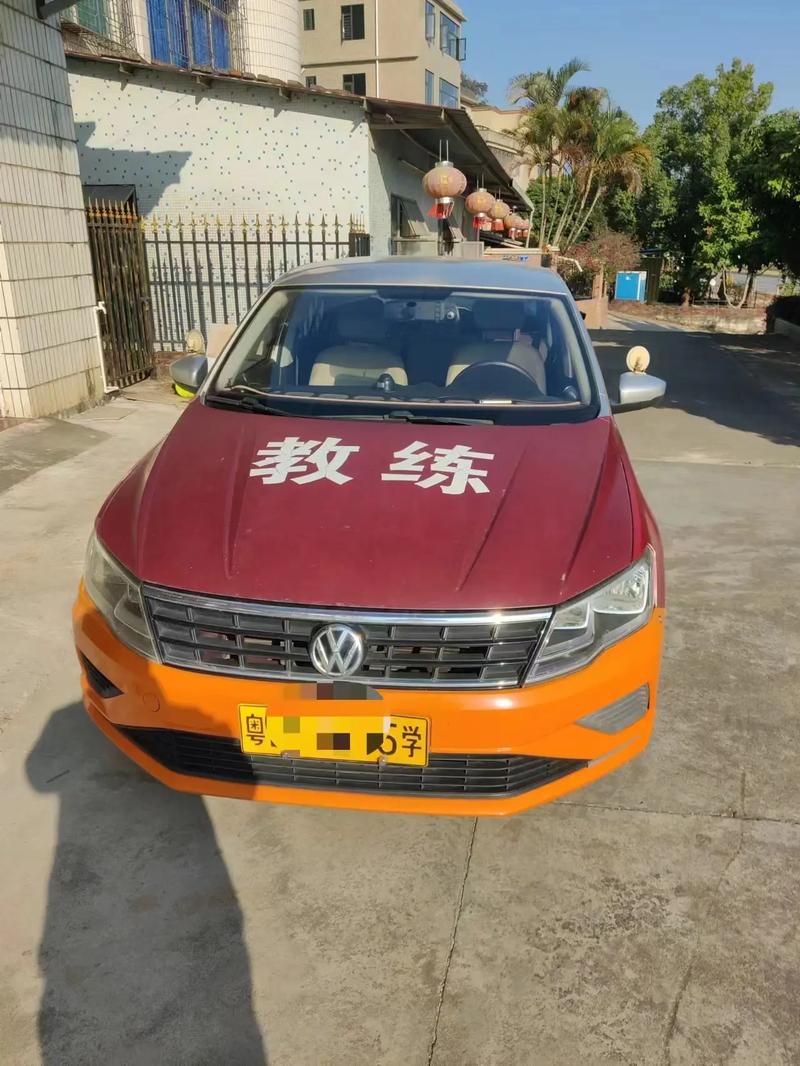 教练车限行/教练车限行吗