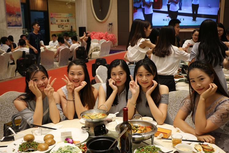 【疫情毕业聚餐/疫情聚餐说说】-第7张图片