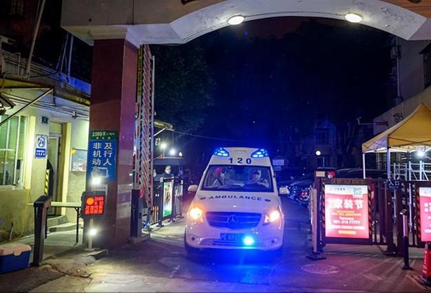 疫情警车出动/疫情期间救护车警车-第7张图片 疫情警车出动/疫情期间救护车警车-第7张图片