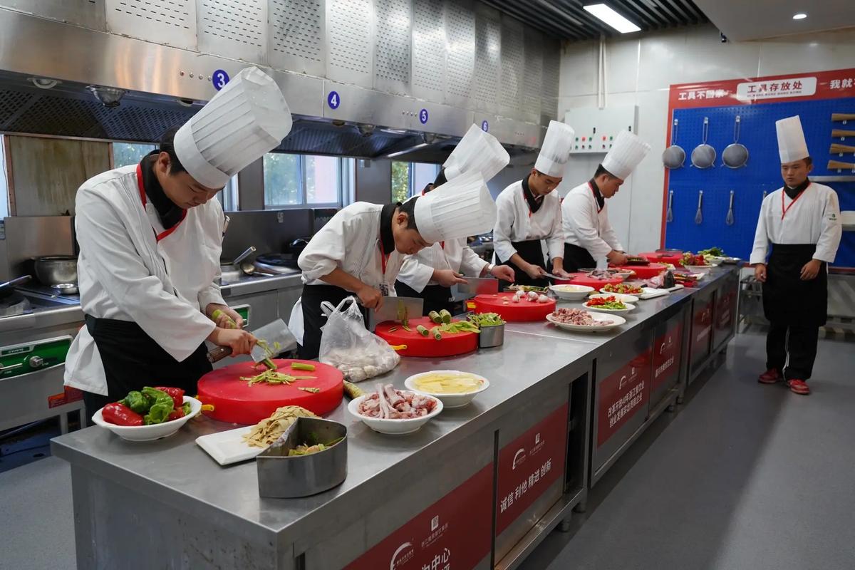 疫情影餐饮-疫情受影响的餐饮-第7张图片 疫情影餐饮-疫情受影响的餐饮-第7张图片