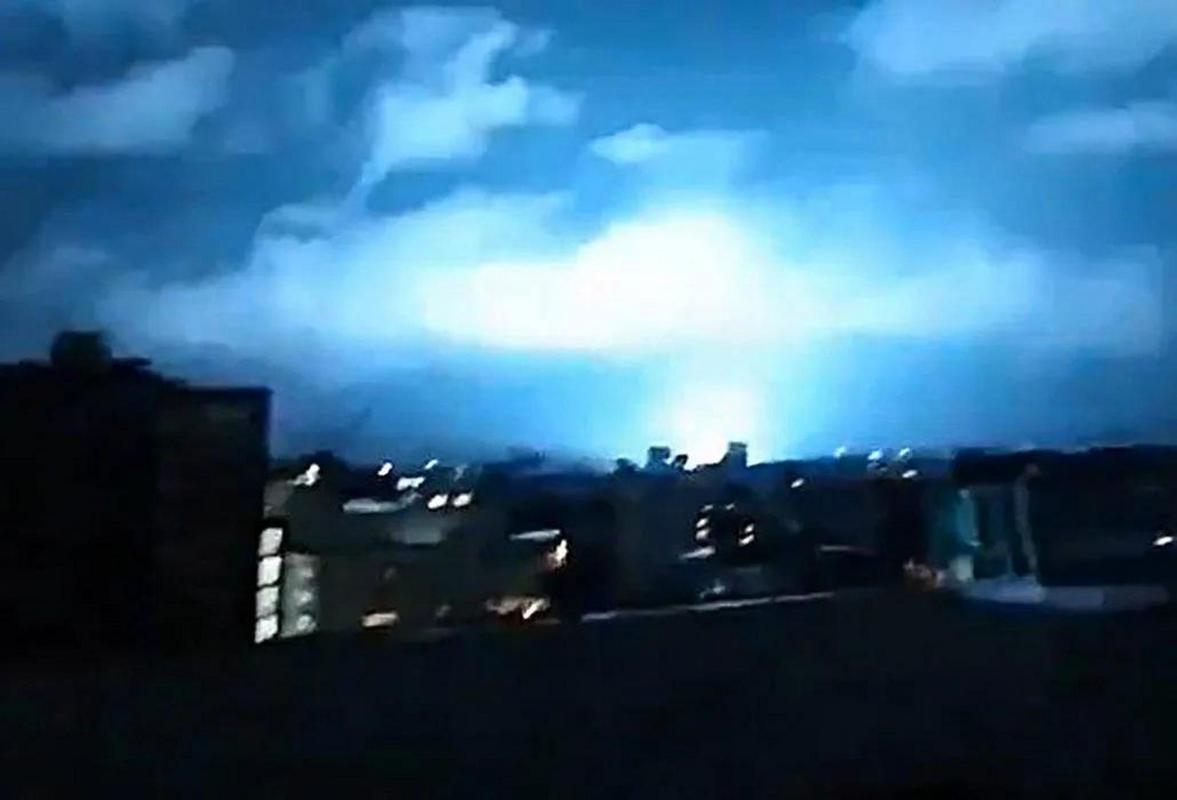 地震前地光/地震前地光现象-第3张图片