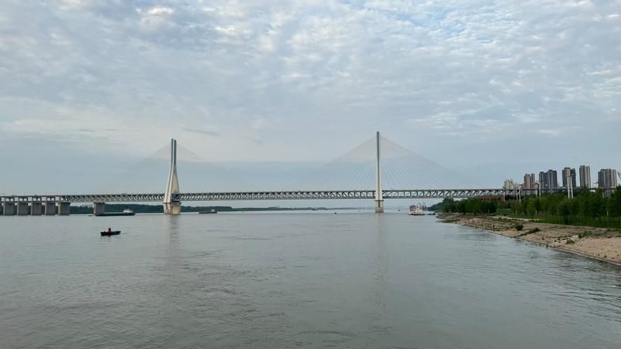 天兴洲大桥限号吗/天兴洲大桥限号吗现在-第4张图片 天兴洲大桥限号吗/天兴洲大桥限号吗现在-第4张图片