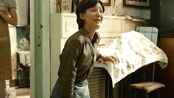 包含佟丽娅唐山大地震的词条