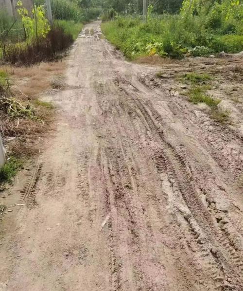修路村民出行受阻怎么办,农村修路村民阻止违法吗-第4张图片 修路村民出行受阻怎么办,农村修路村民阻止违法吗-第4张图片