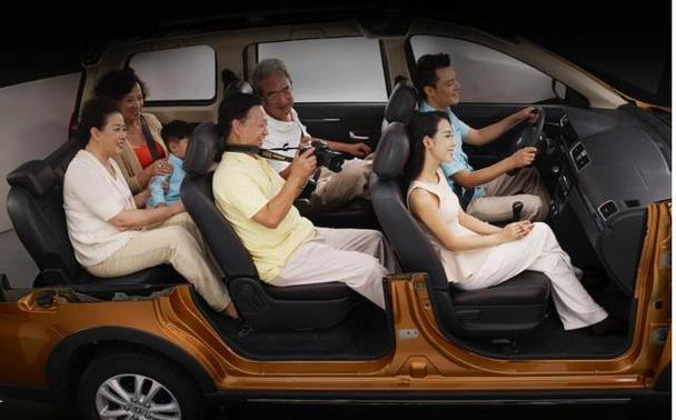 【私家车能带几个人出行吗/私家车可以带6个人吗】-第5张图片