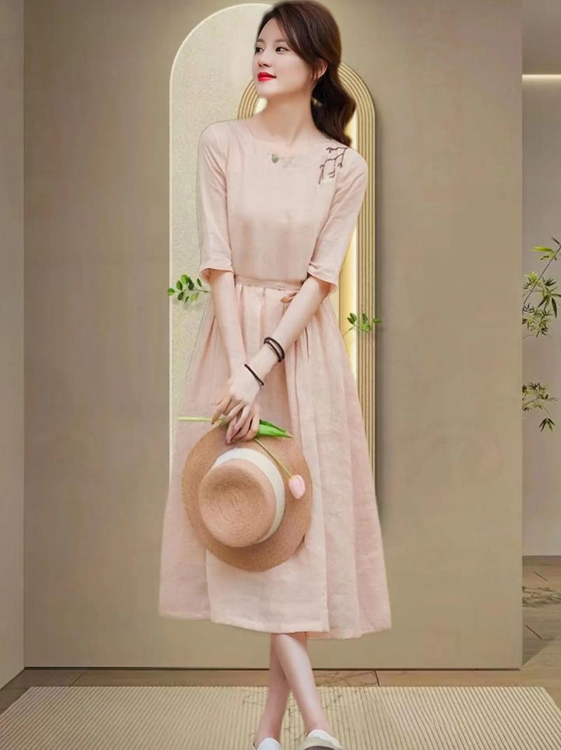 夏天出行美搭推荐什么,夏天出行穿什么衣服-第1张图片 夏天出行美搭推荐什么,夏天出行穿什么衣服-第1张图片