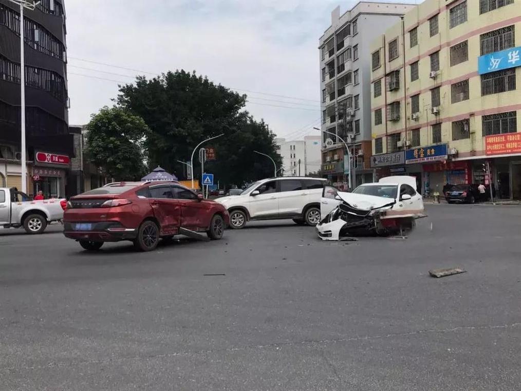 出行路上被车撞了怎么处理-出门被车撞有多倒霉