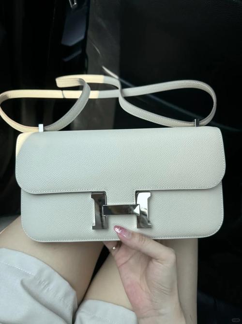 出行带爱马仕包包合适吗-出行带爱马仕包包合适吗女生